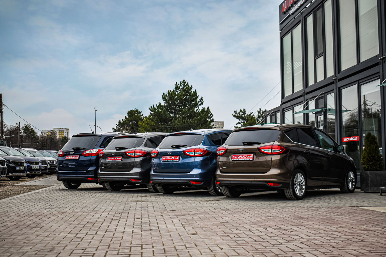 Ford C-Max foto 1