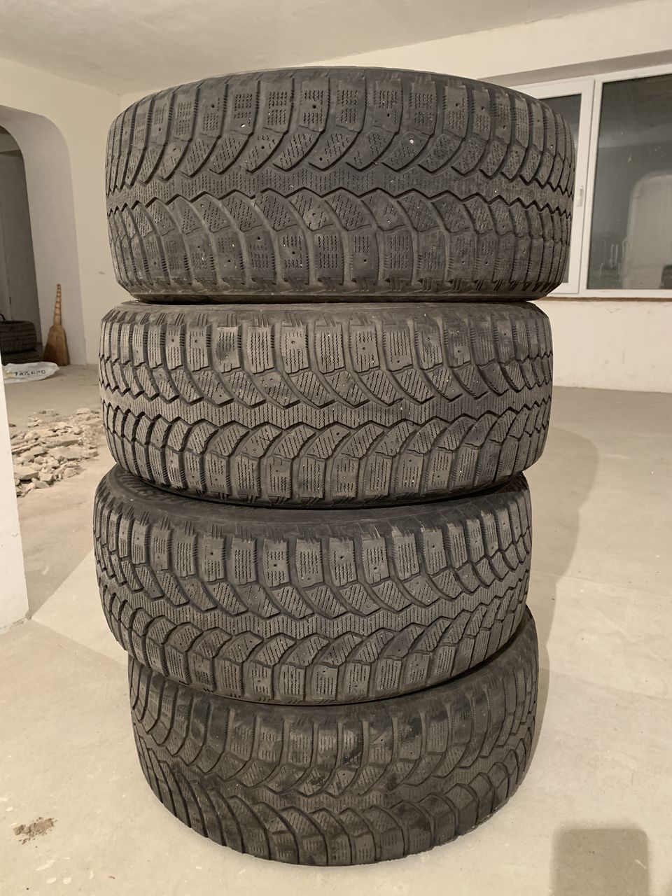 Bridgestone 215 55 R16