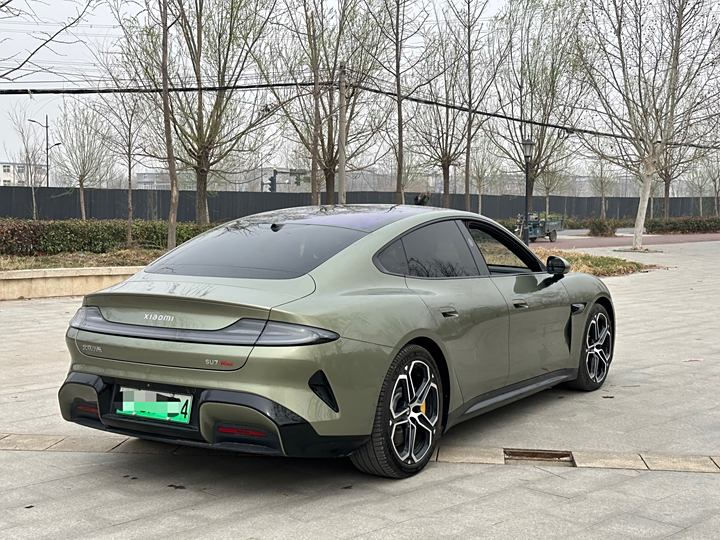 Xiaomi SU7 фото 2