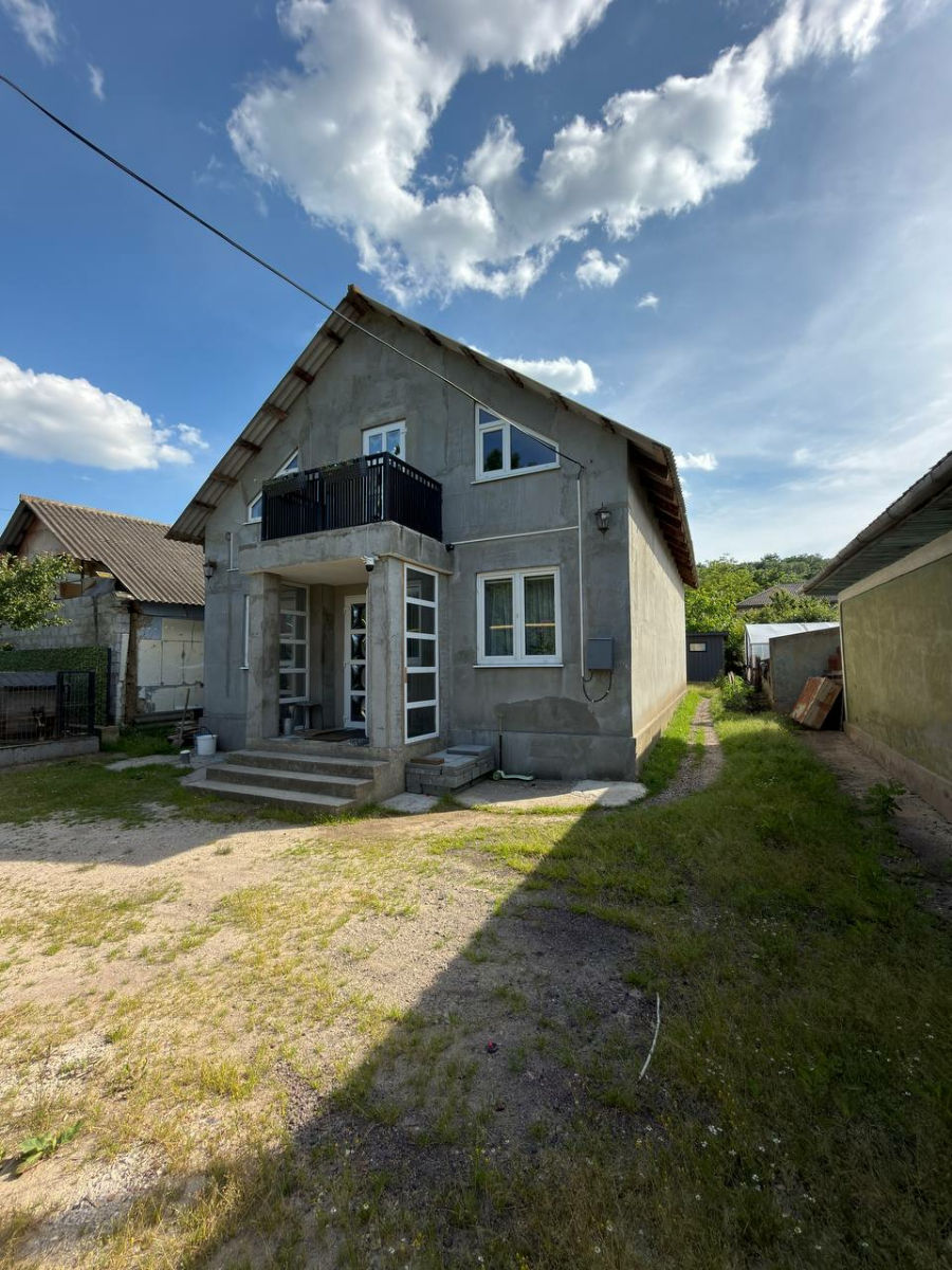 Casă 150 m² pe teren 6 ari