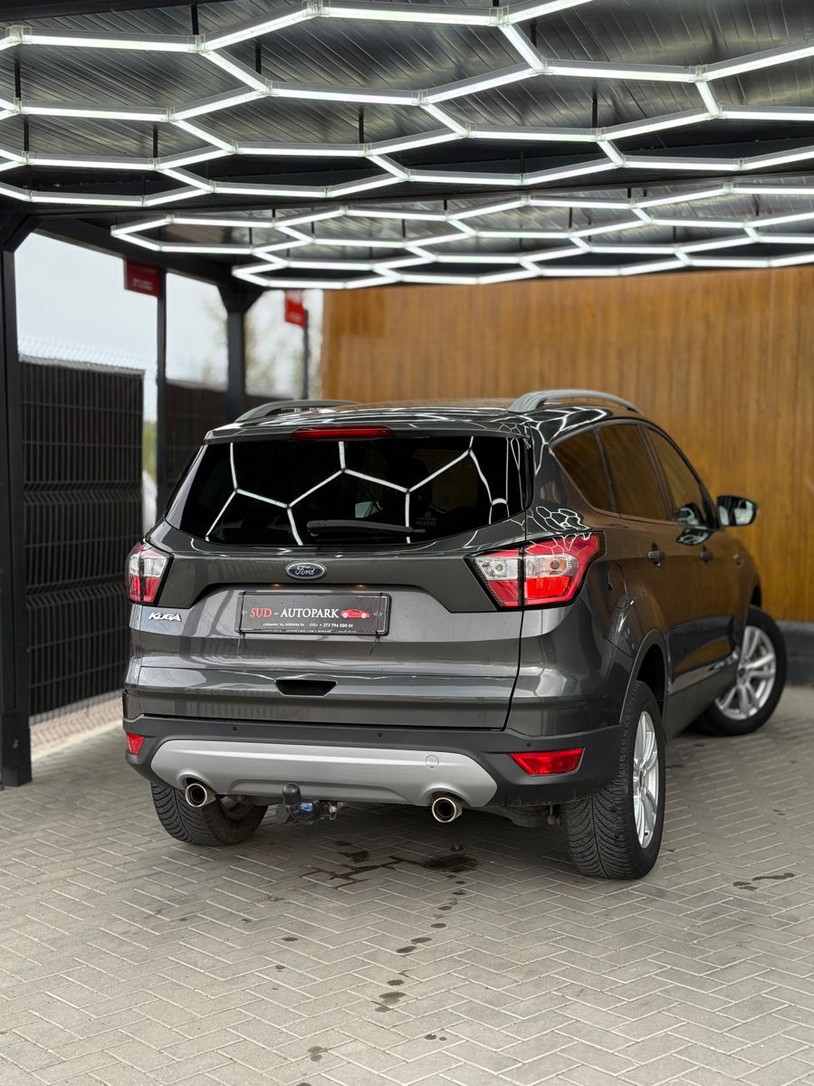 Ford Kuga фото 4