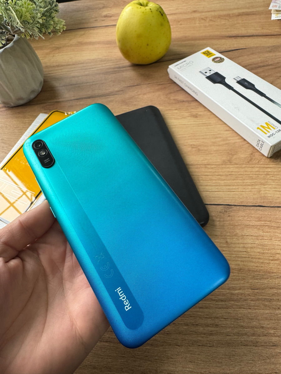 Xiaomi Redmi9 3/32gb ideal + husa , sticla de protectie , incarcator foto 2