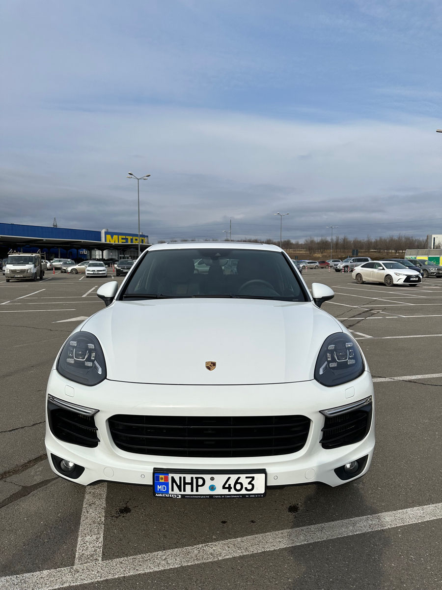 Porsche Cayenne foto 1