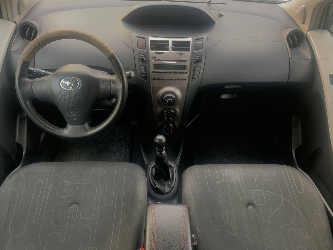 Toyota Yaris foto 5