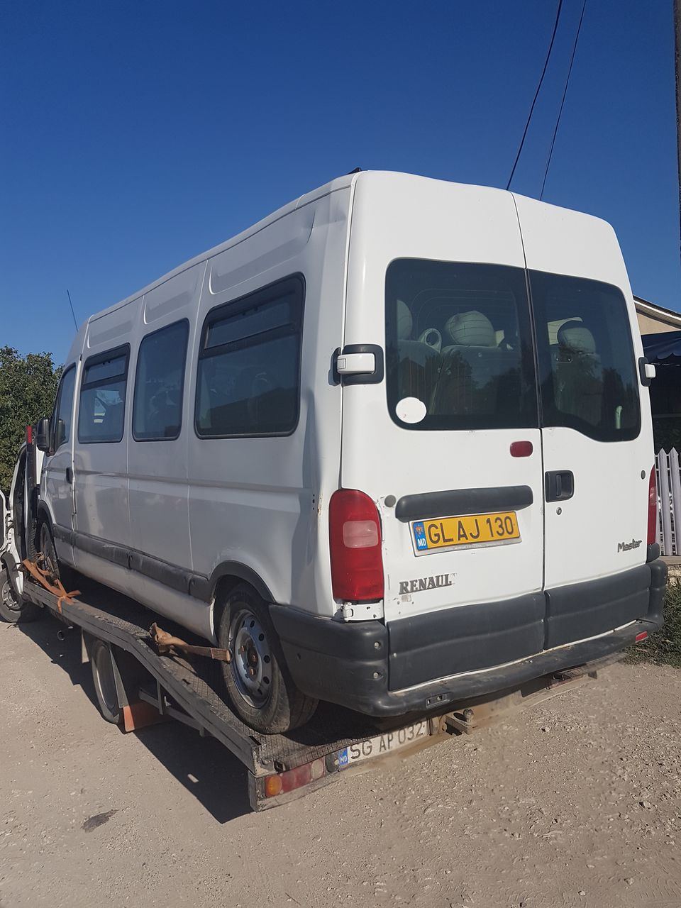 Dezmembrez Renault Master 2.5dci 2006. foto 5