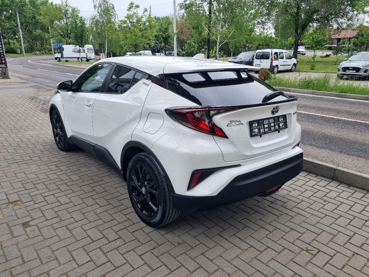 Toyota C-HR 2023 photo 7