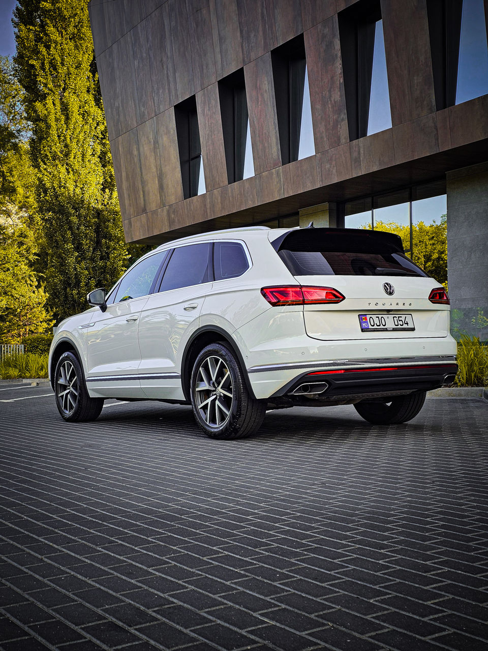 Volkswagen Touareg фото 1