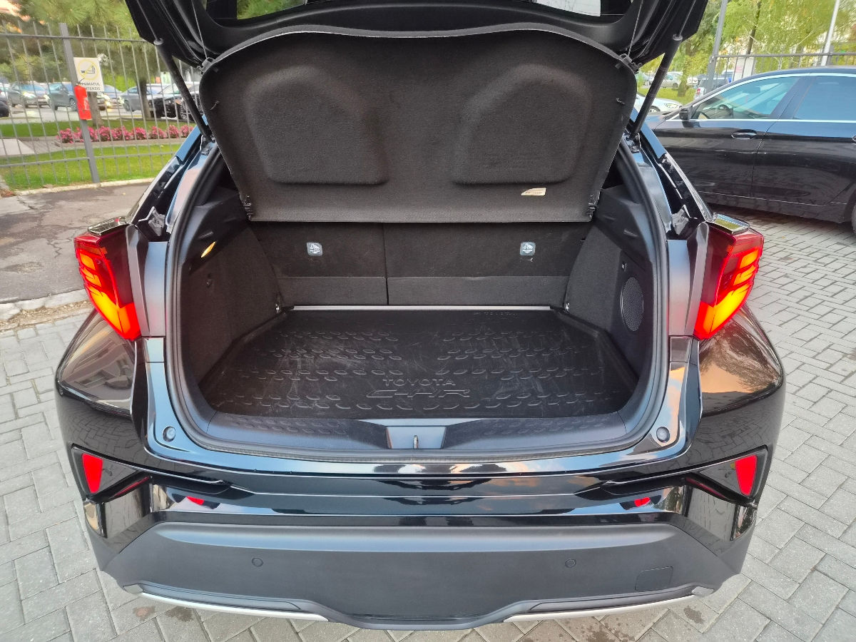 Toyota C-HR 2022 photo 17