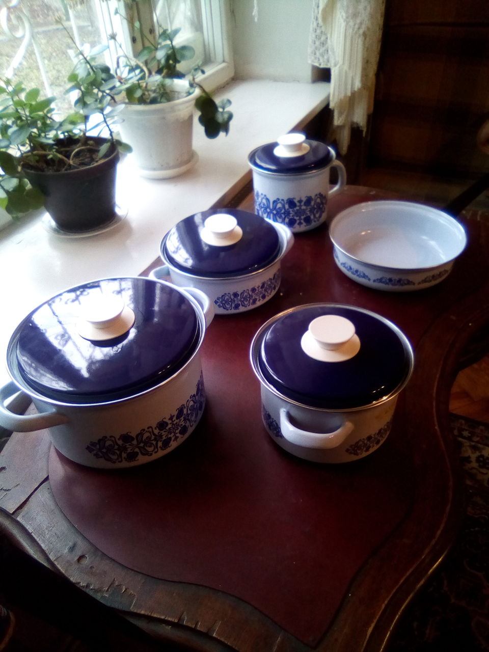 Кастрюли немецкие новые