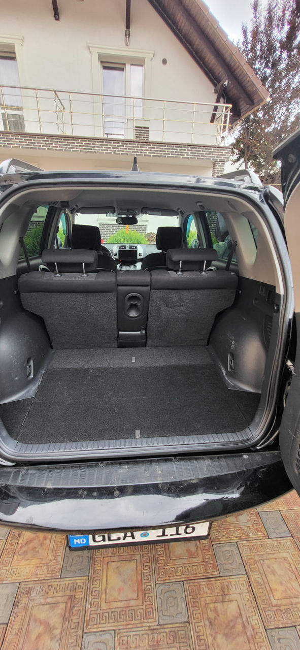 Toyota Rav 4 foto 6
