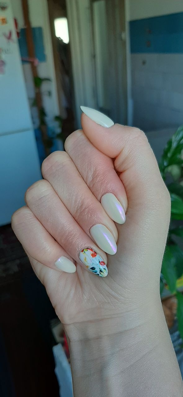 Предлагаю услуги маникюра на Старой почте.