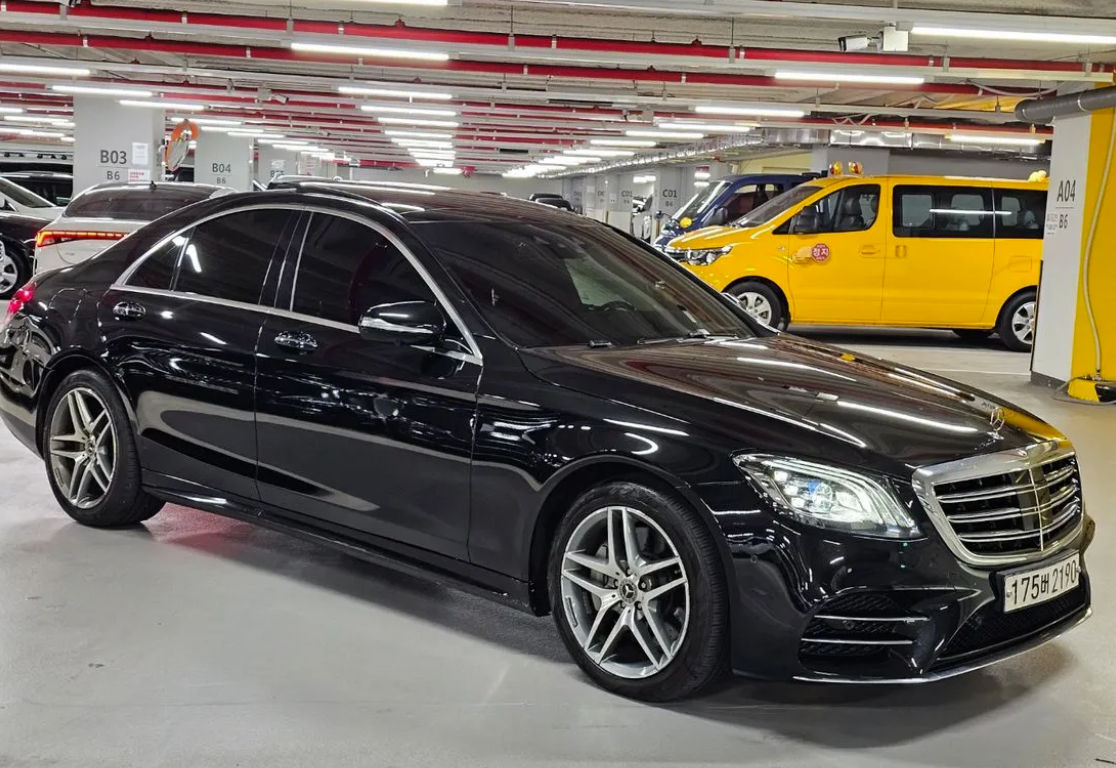 Mercedes S Class foto 0