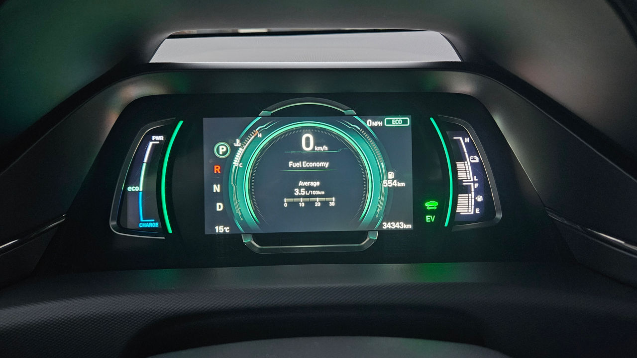 Hyundai IONIQ foto 11