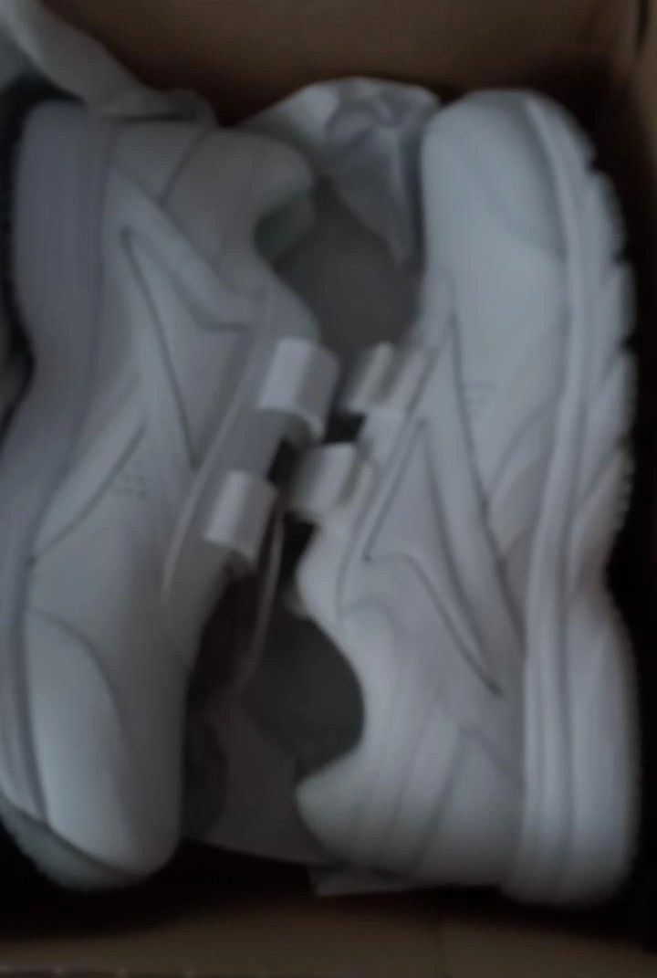 Новые кроссовки Reebok с липучками — оригинал, размер 40.5 фото 2