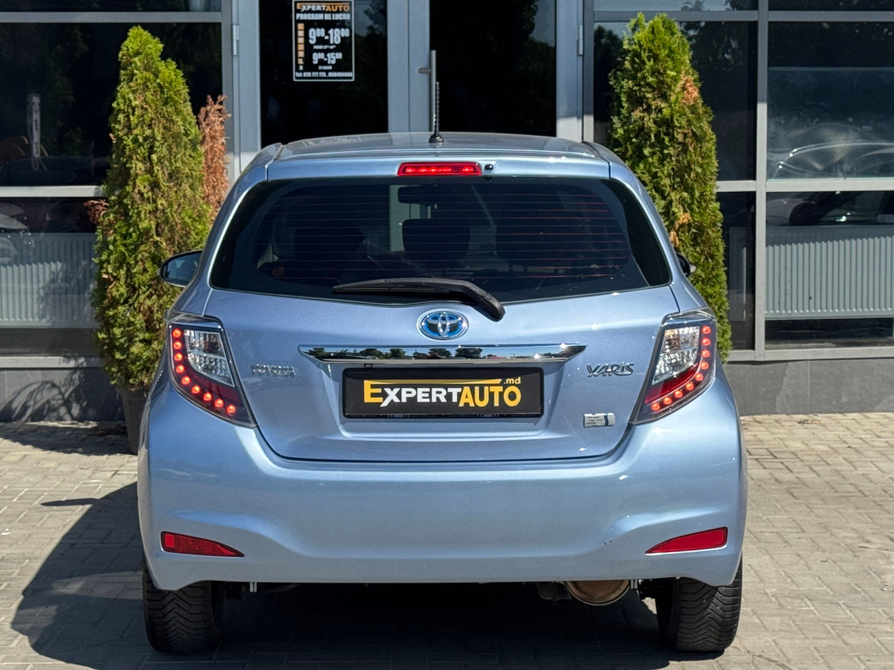 Toyota Yaris — фото 5
