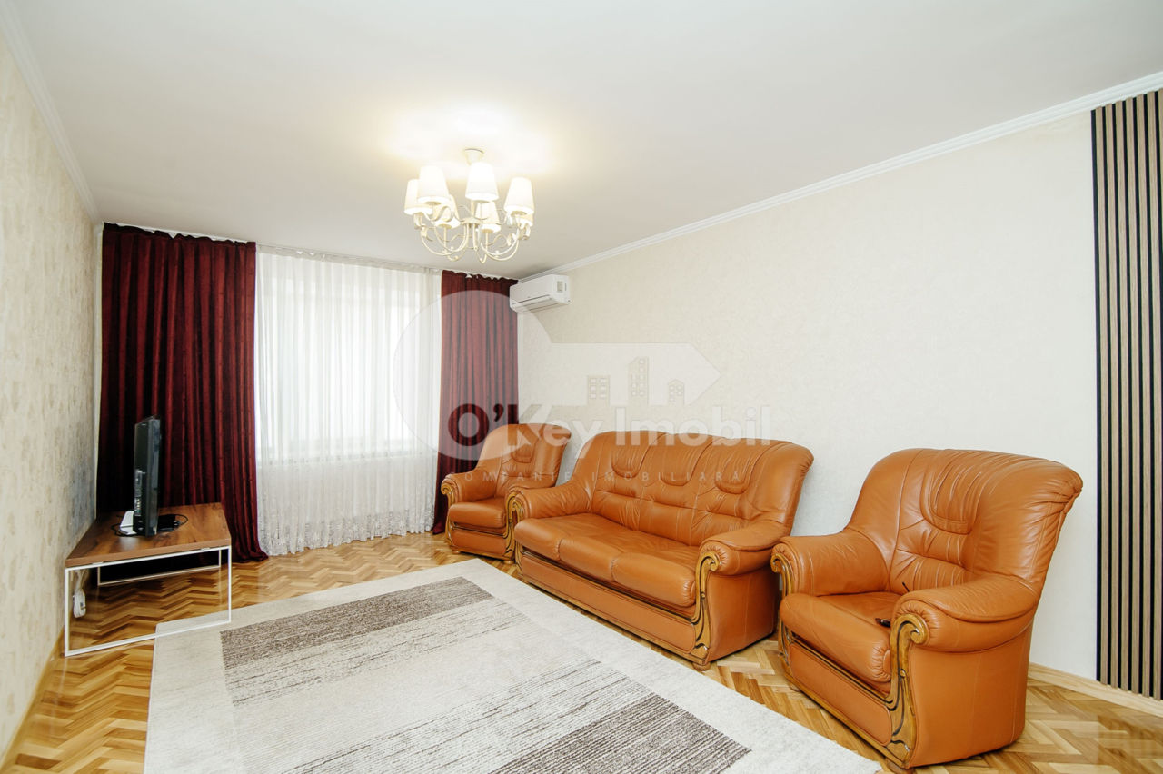 Apartament cu 3 camere, 95 m², Centru, Chișinău foto 3