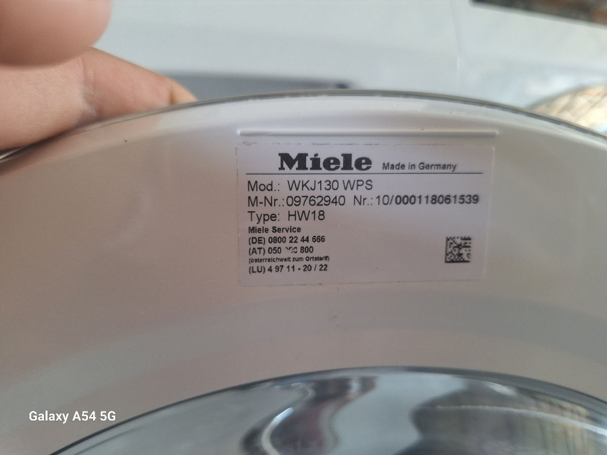 Mașincă de spălat rufe Miele W1, 1300 ore lucrate, 8
kg, adusă din Germania foto 3