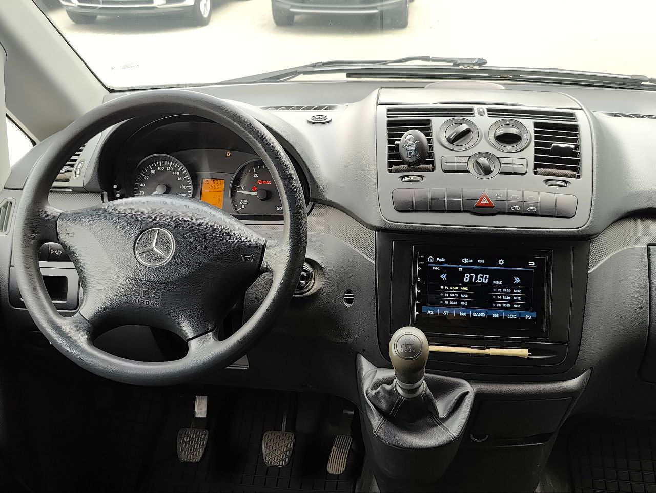 Mercedes Vito foto 11