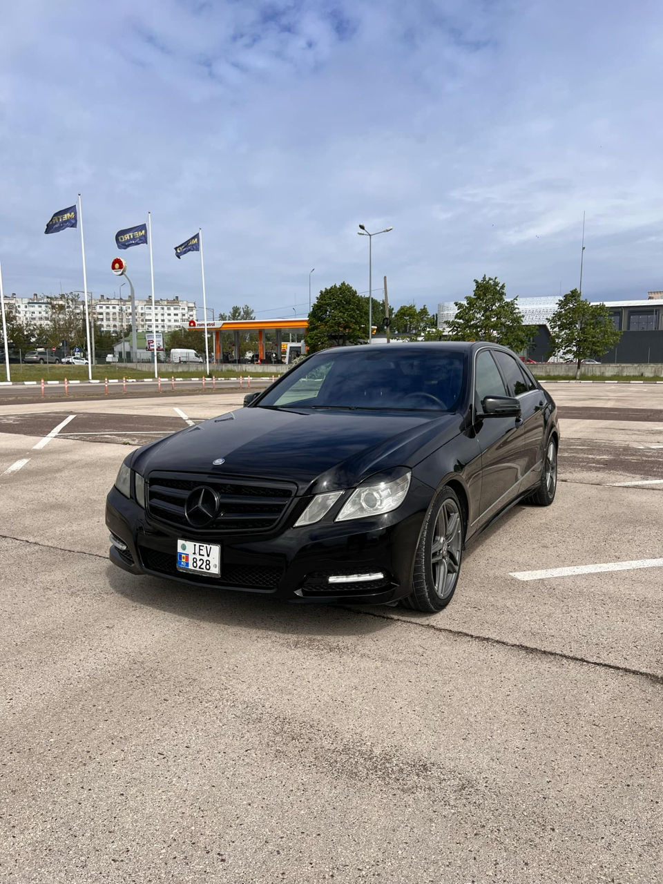 Mercedes E-Class фото 0