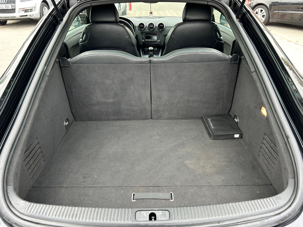 Audi TT фото 17