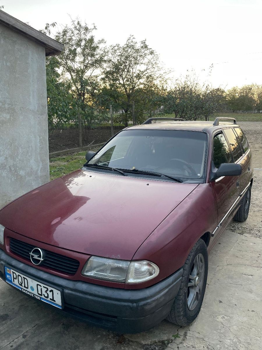 Opel Astra foto 8