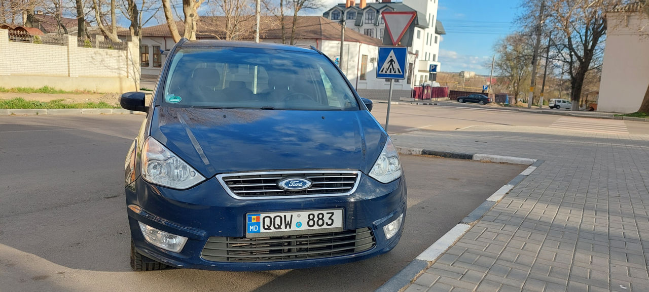 Ford Galaxy foto 0