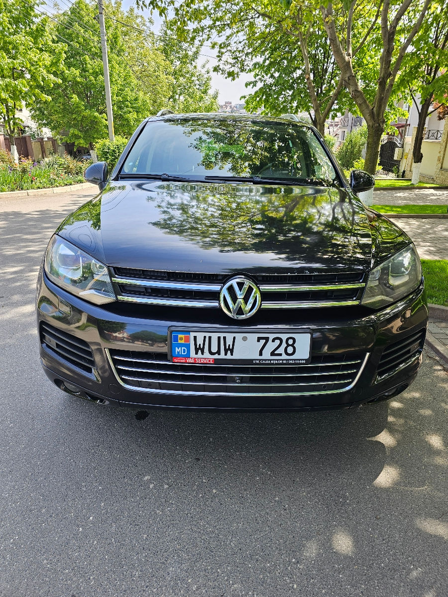 Volkswagen Touareg foto 1