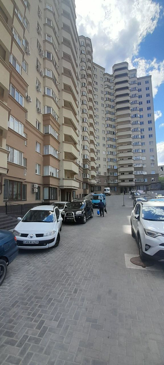 Apartament cu 3 camere, 97 m², Botanica, Chișinău foto 8