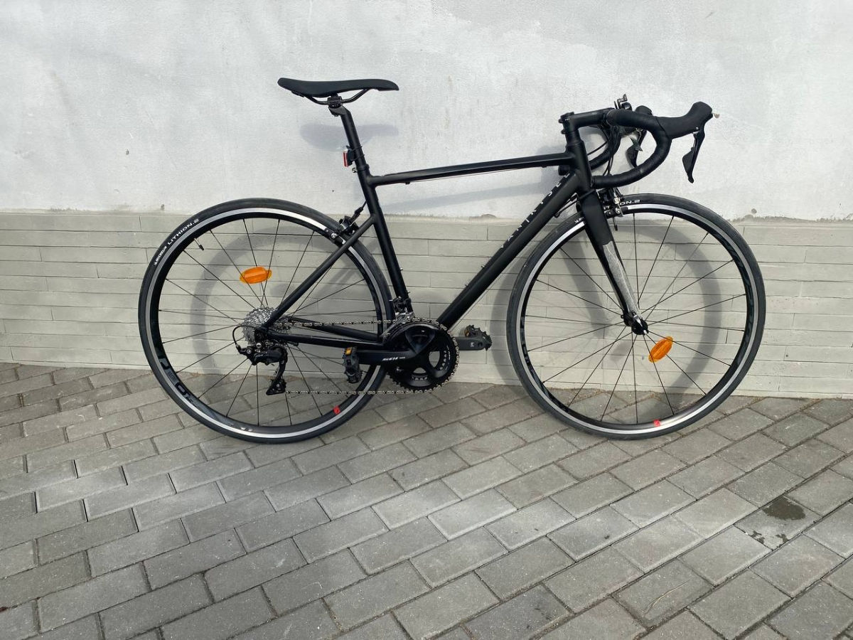 Bicicleta de traseu noua marimea M.