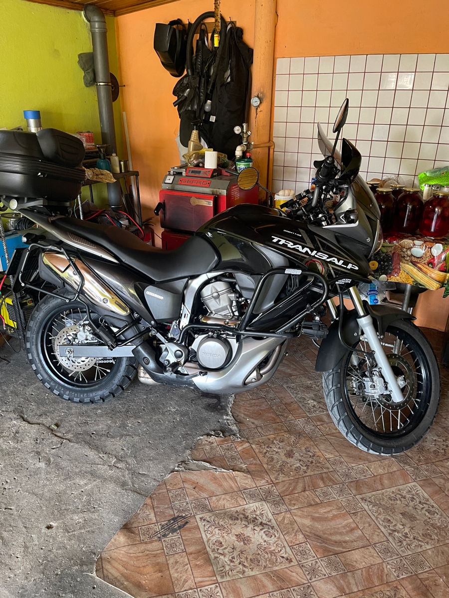 Honda Transalp 700 фото 6