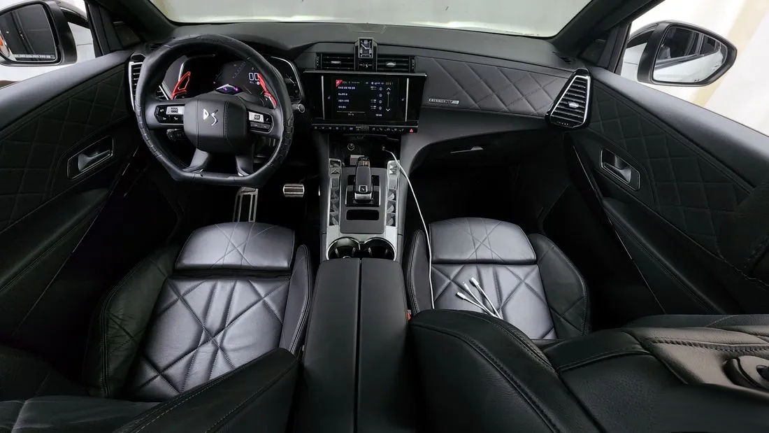 DS Automobiles DS 7 Crossback фото 6