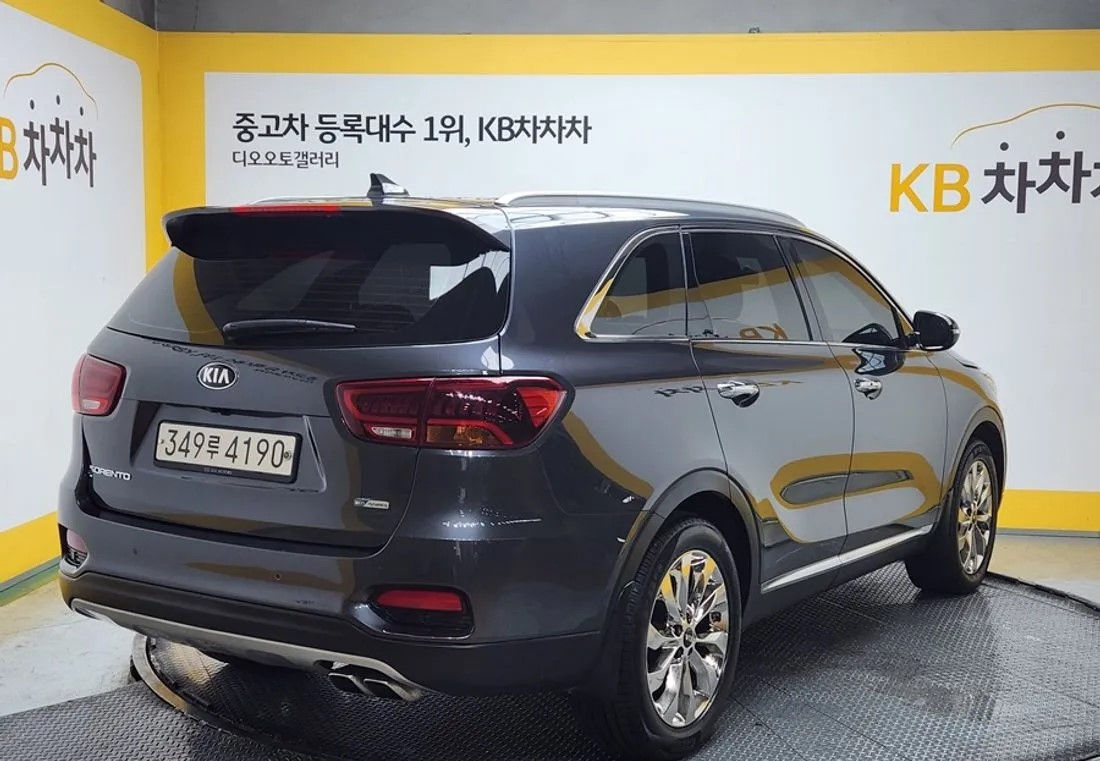 KIA Sorento foto 3