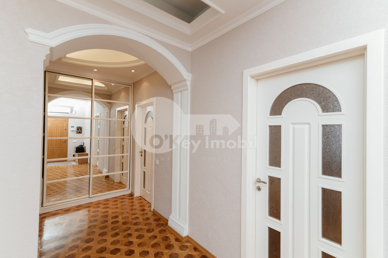 Apartament cu 2 camere, 140 m², Centru, Chișinău foto 18