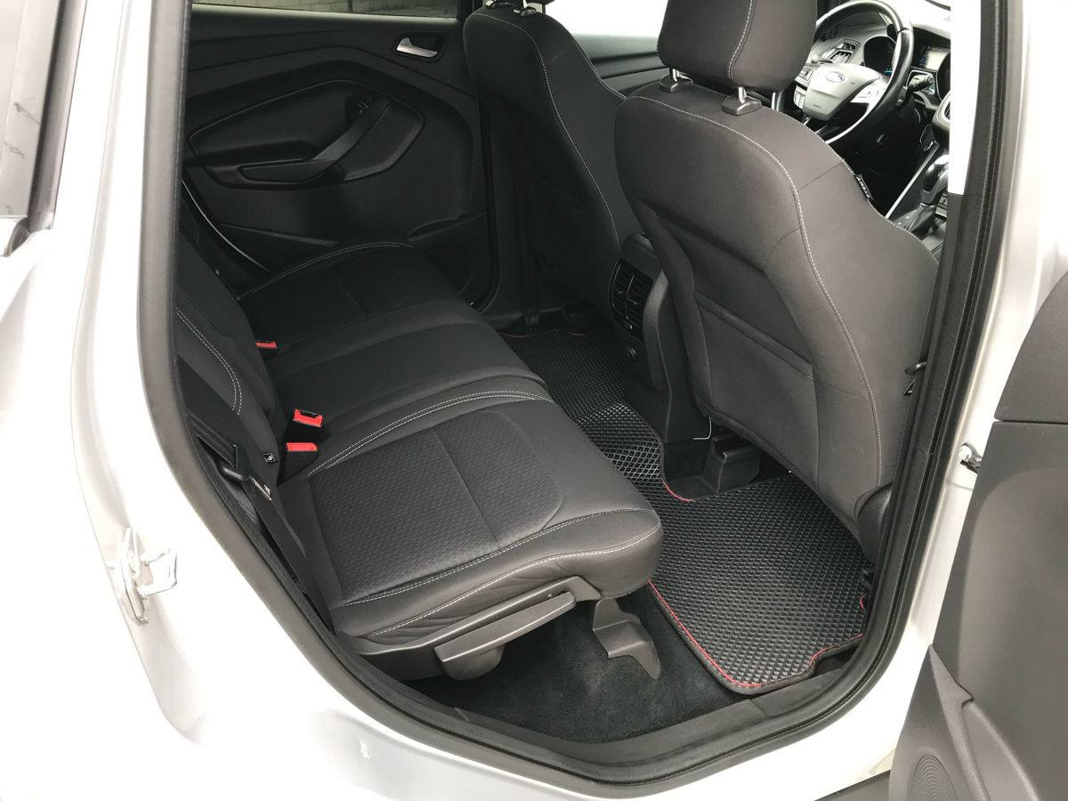 Ford Kuga foto 4