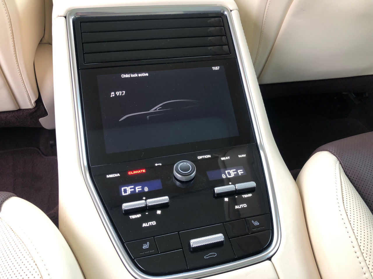 Porsche Panamera foto 13