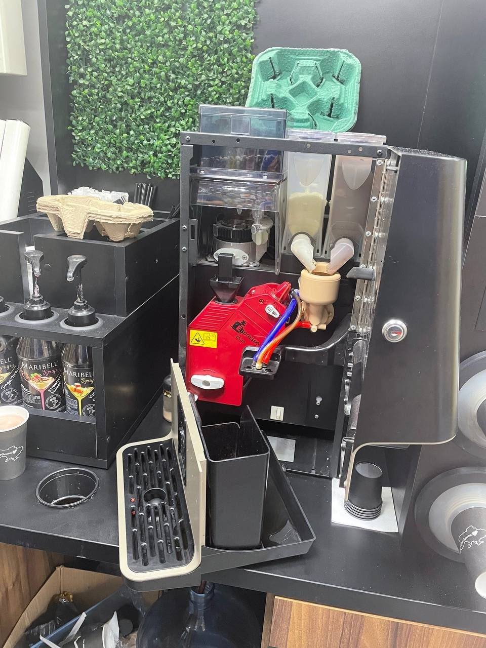Se vinde cafenea self-service complet echipată! foto 3