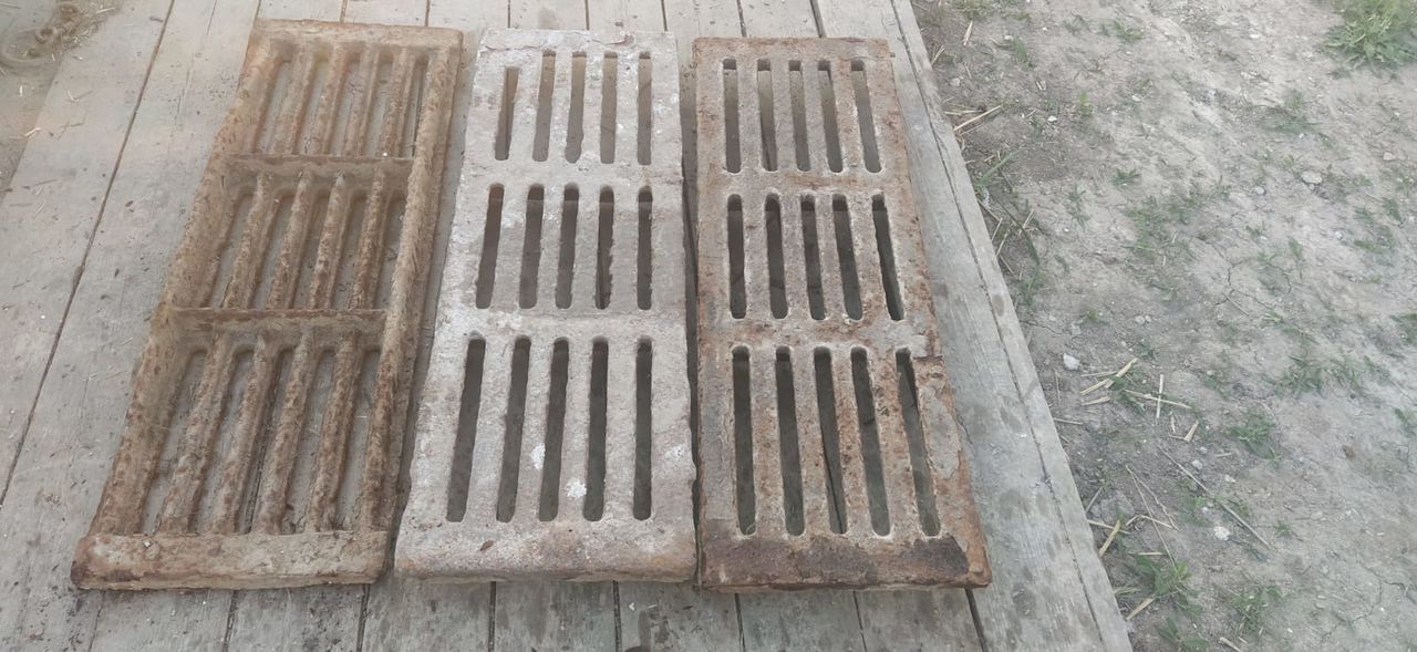 Grila din fonta / решетка чугунная