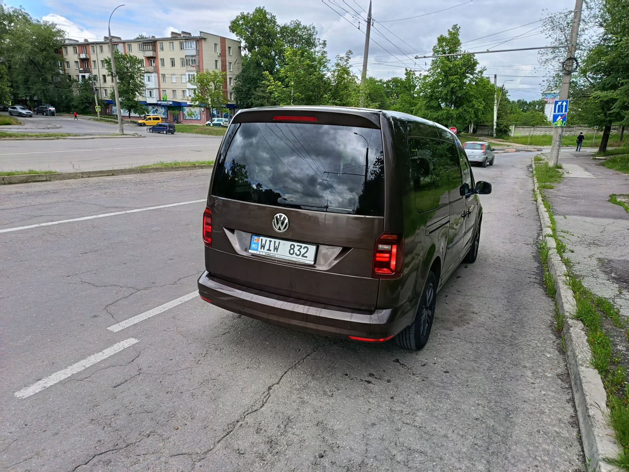 Volkswagen Caddy foto 1