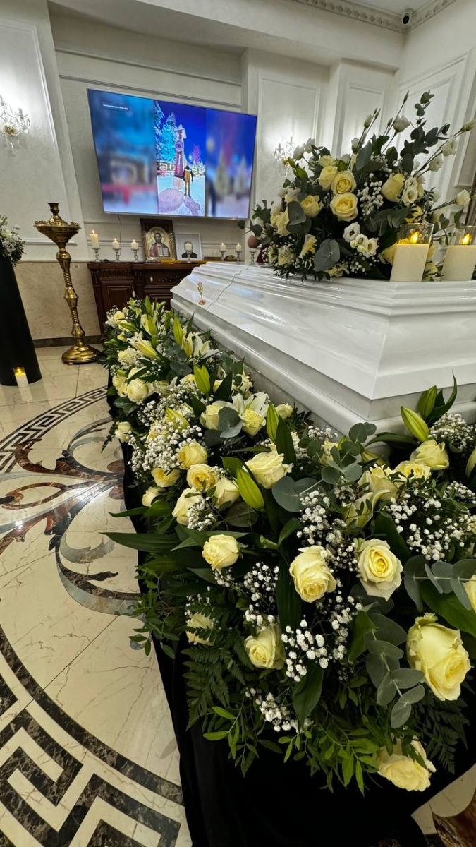 Coroane din flori vii la comandă foto 9