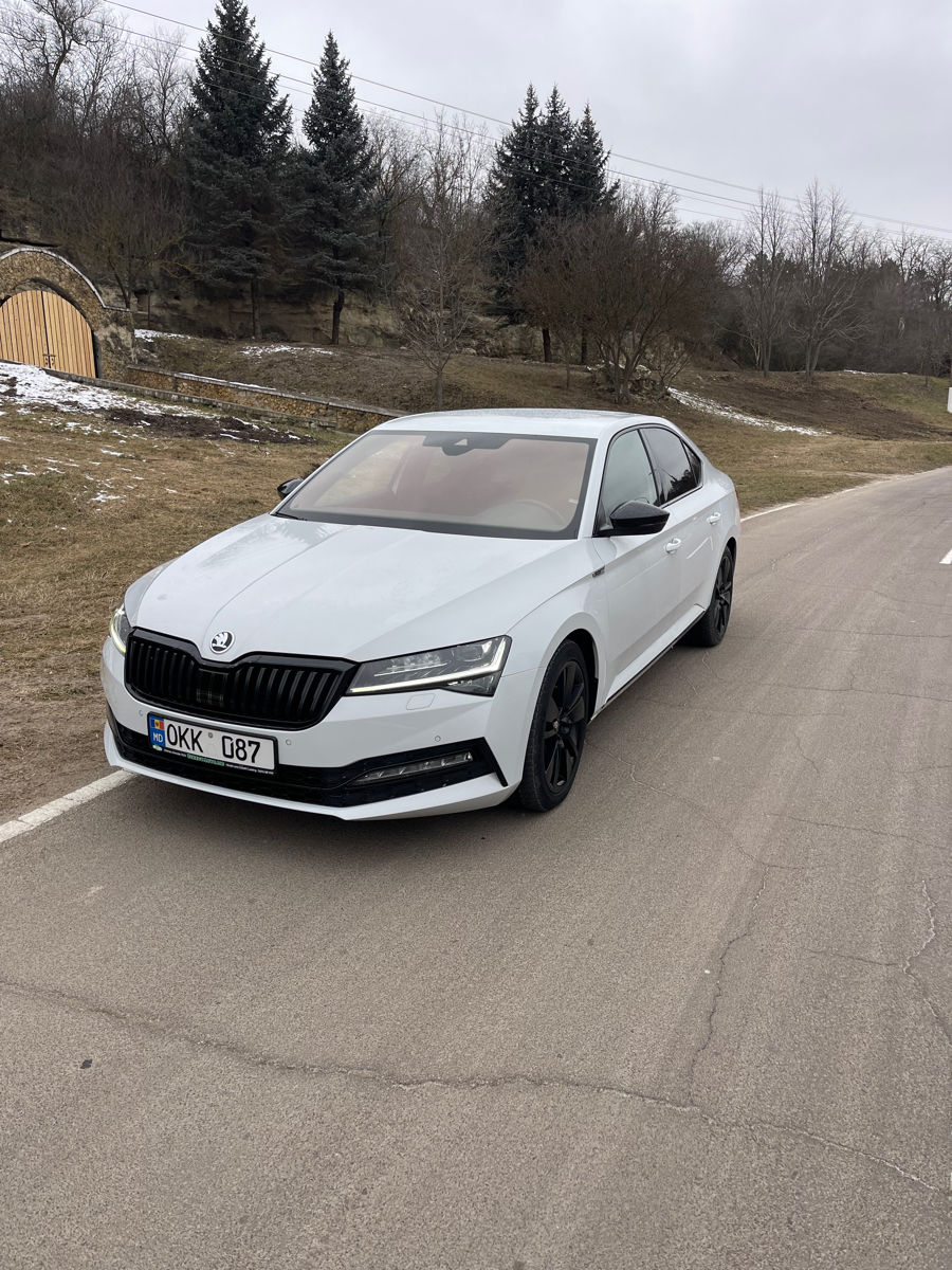 Skoda Superb foto 4