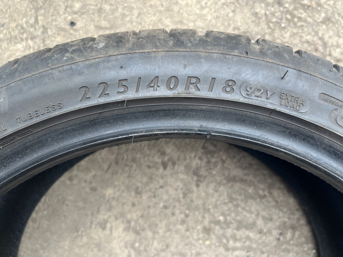 Продам 1 б.у шину 225/40 R18 Dunlop Sportmaxx RT фото 8