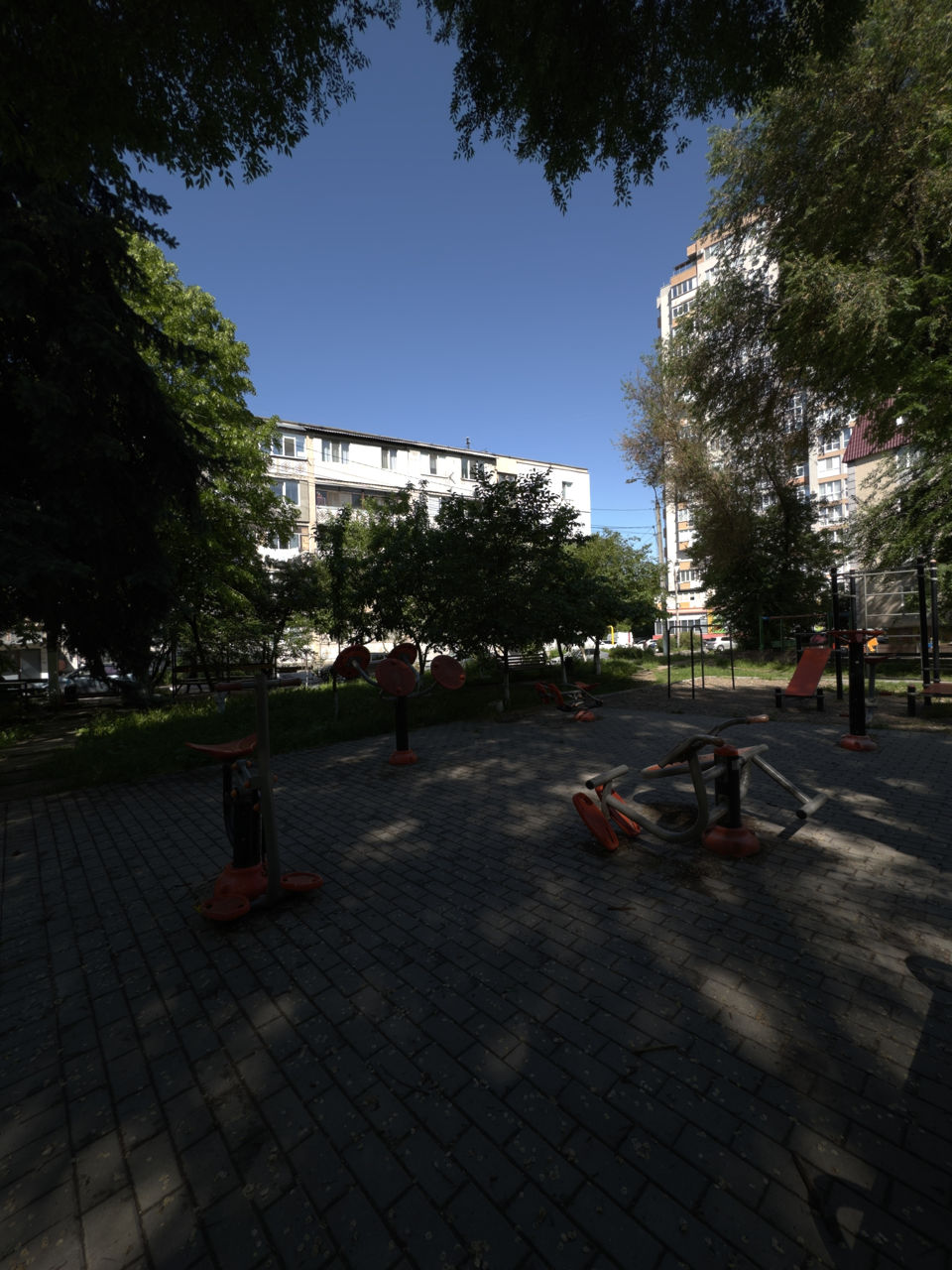 Râșcani, str-la 2 Florarii