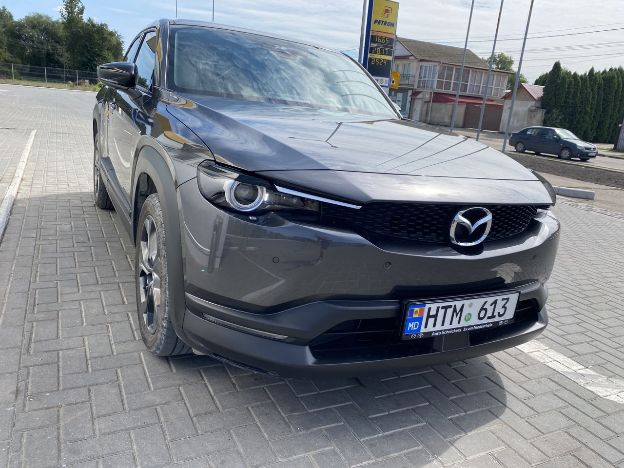 MazdaMX-30