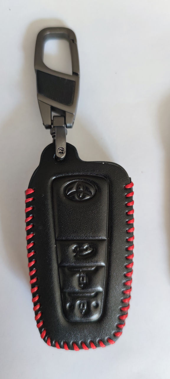 Husa eco-piele și piele cheie Toyota 2019-2023 foto 5