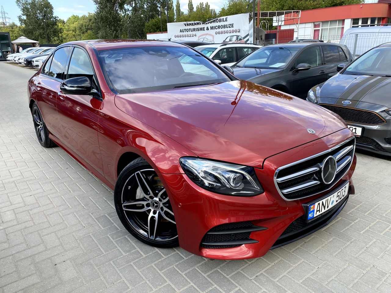 Mercedes E-Class foto 2