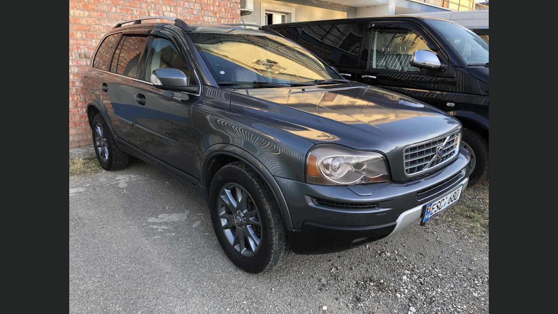 Volvo XC90 foto 1