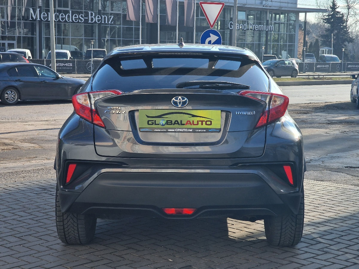 Toyota C-HR foto 4