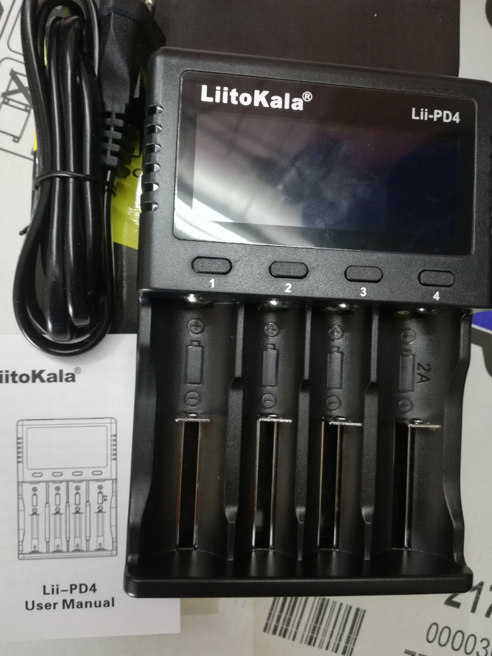 Зарядное устройство Maha Powerex MH-C9000 Charger-Analyzer и фирменные зарядки Liito Kala фото 2