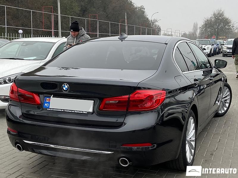 BMW 5 Series foto 3