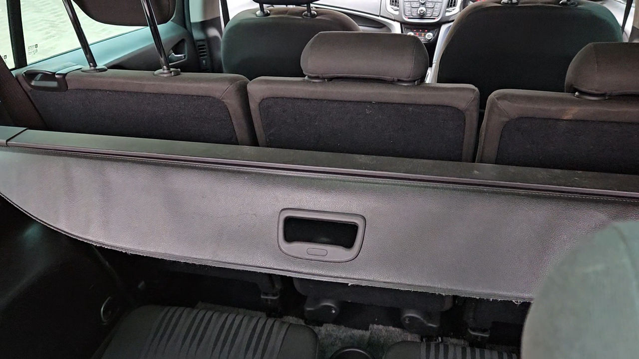 Dezmembrez Opel  Zafira C 2.0 CDTI  2014 foto 9